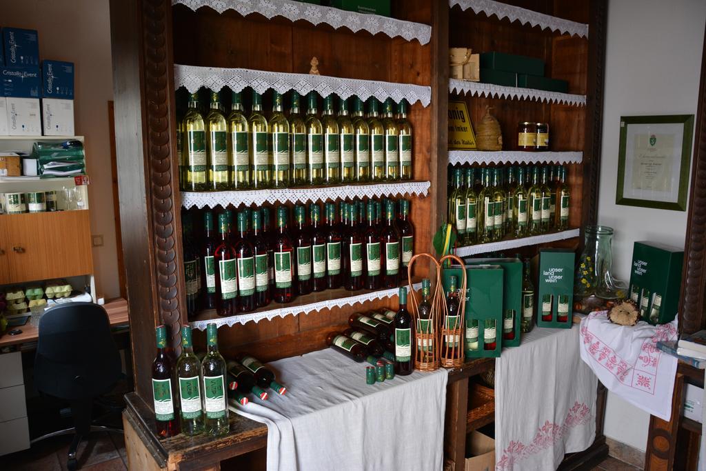 Weingut Seiner Vlg. Kraxner Villa Greisdorf Exteriör bild