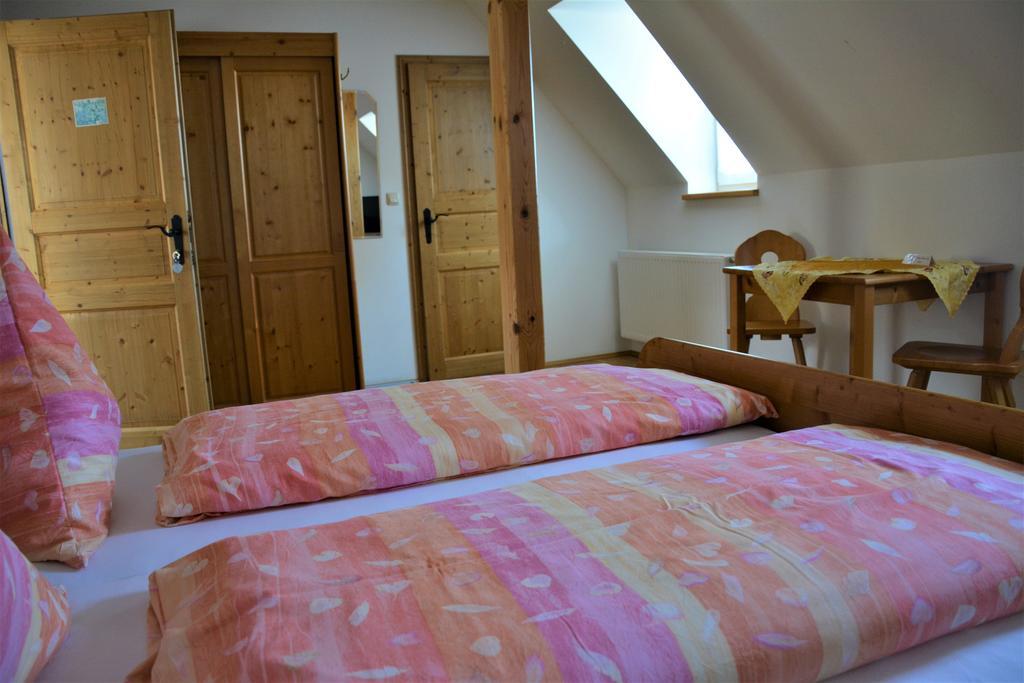 Weingut Seiner Vlg. Kraxner Villa Greisdorf Exteriör bild
